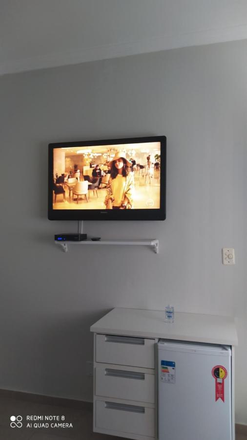 Pousada Quarto Familiar Com Ar,Frigobar,Wi Fi, Garagem 아파레시다 외부 사진
